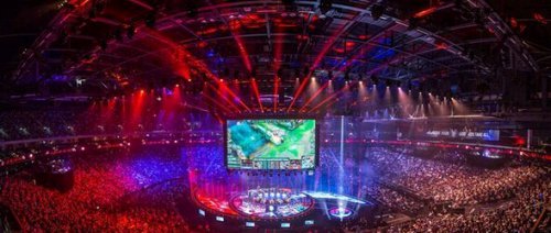 尤其在遵守 尤其在遵守