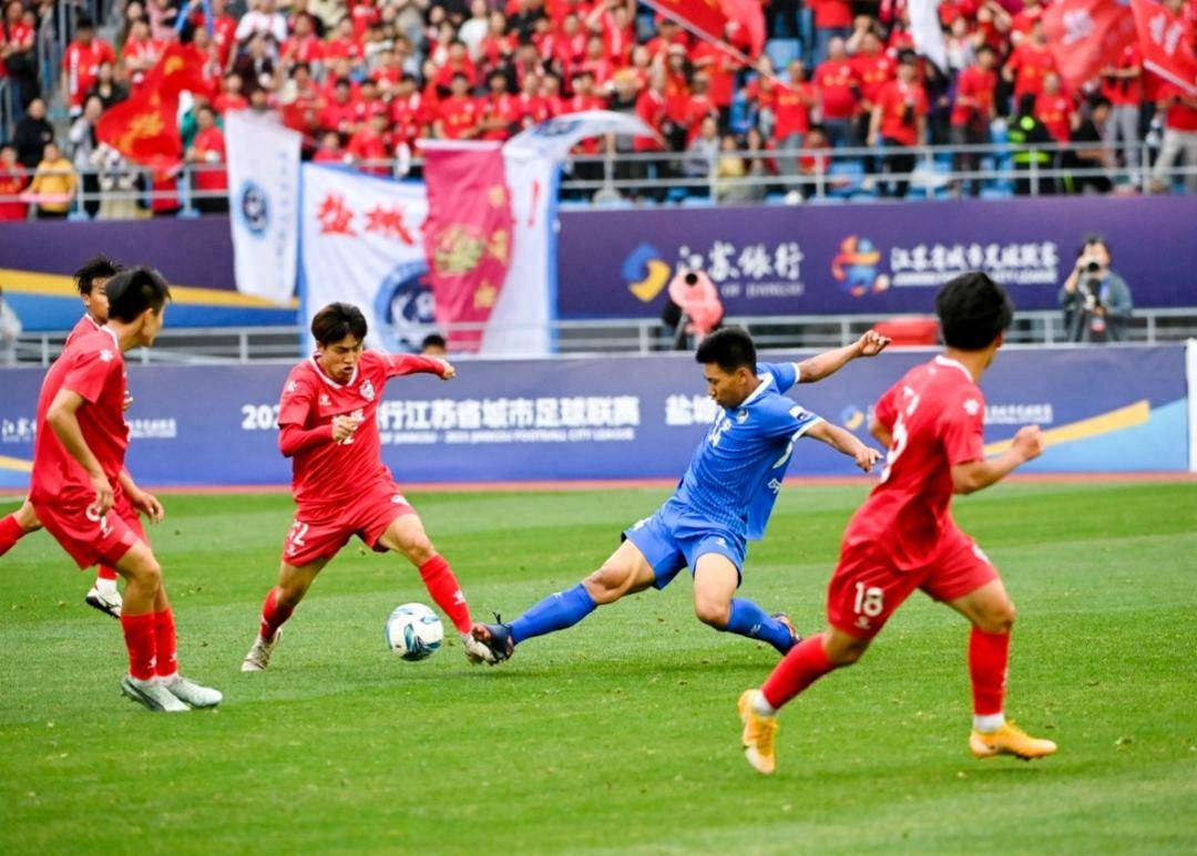 防守上也似