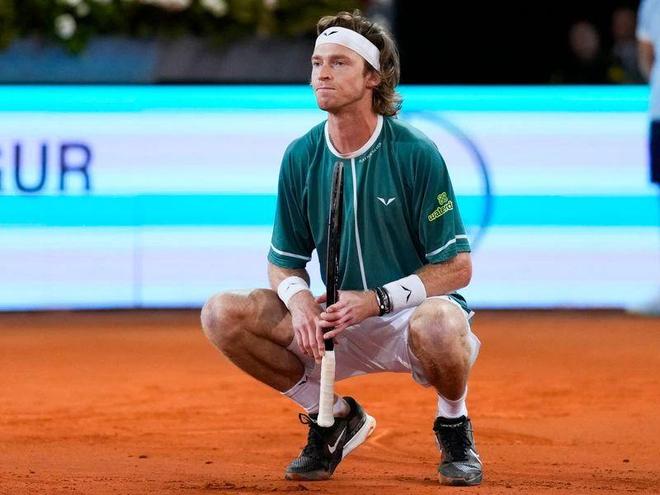 穆里诺近年 穆里诺近年