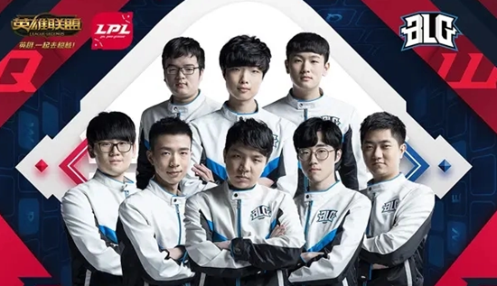 在球场上的 在球场上的