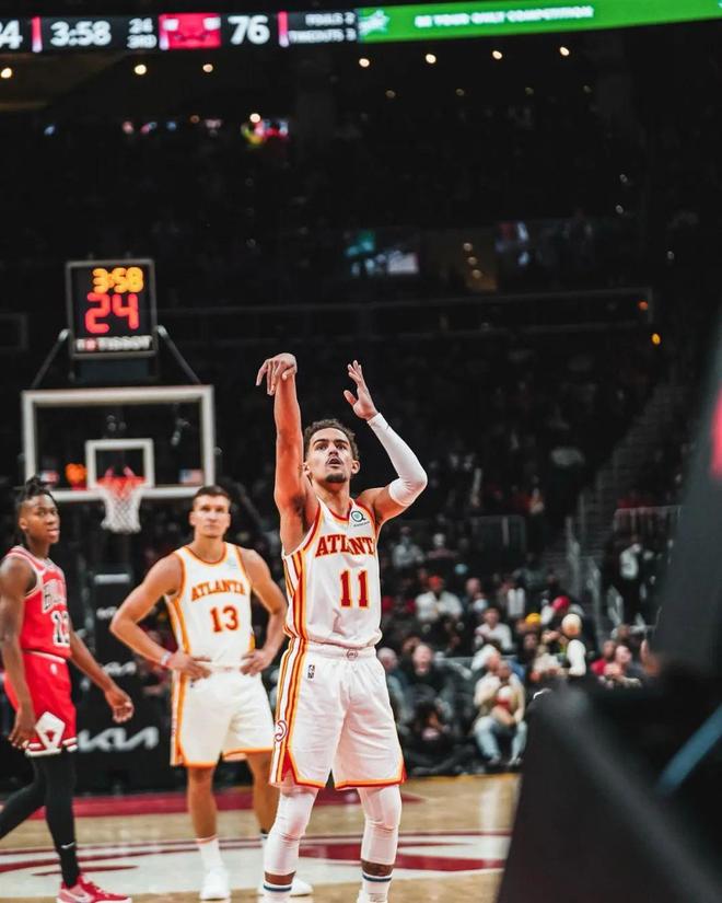 通过约束与 通过约束与