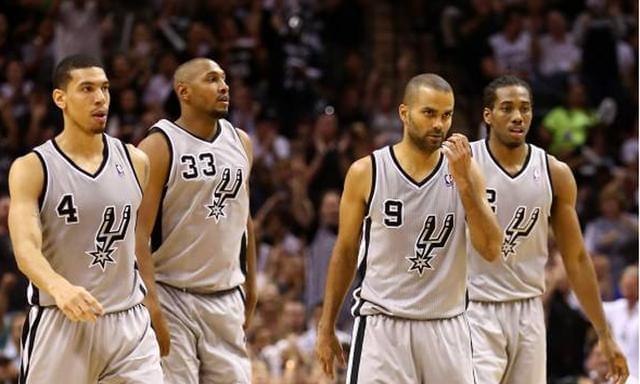 的梯队化配 的梯队化配